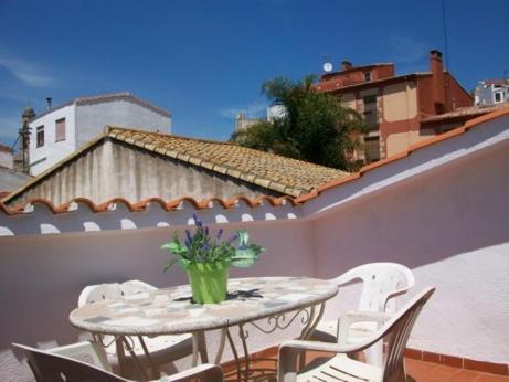 Apartamentos Mitus Canet De Mar Luaran gambar
