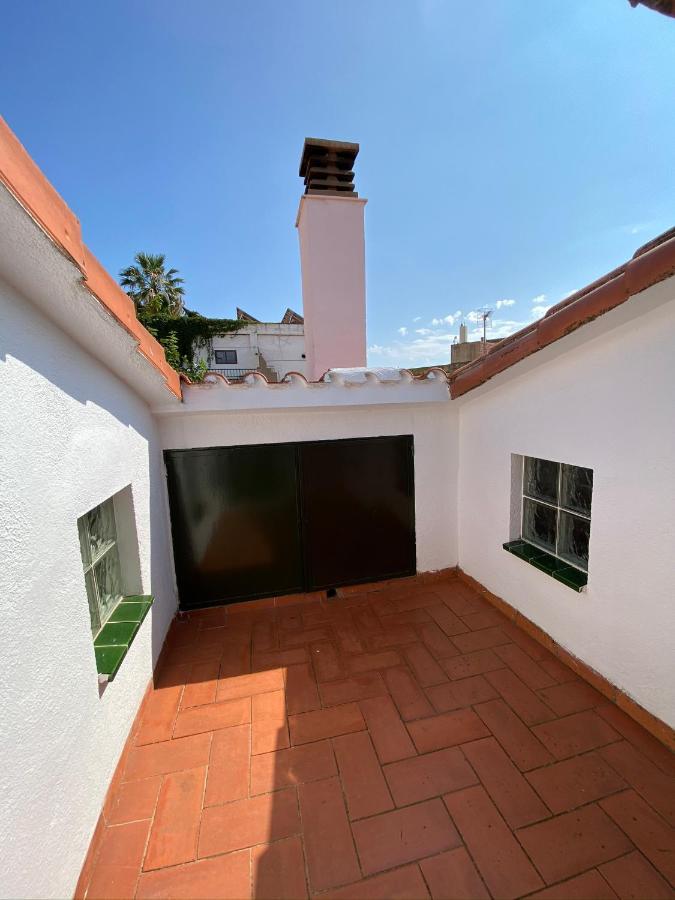 Apartamentos Mitus Canet De Mar Luaran gambar